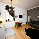 Mini Flat