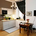 Mini Flat *
