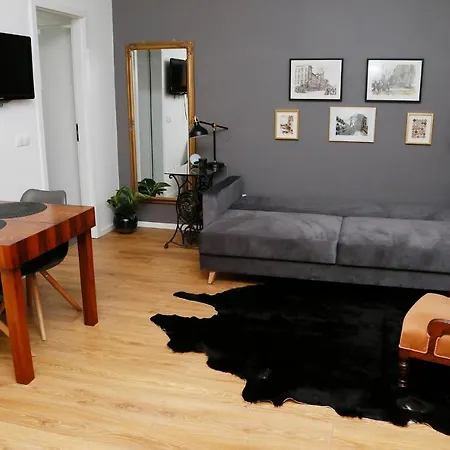 Mini Flat بيتْش