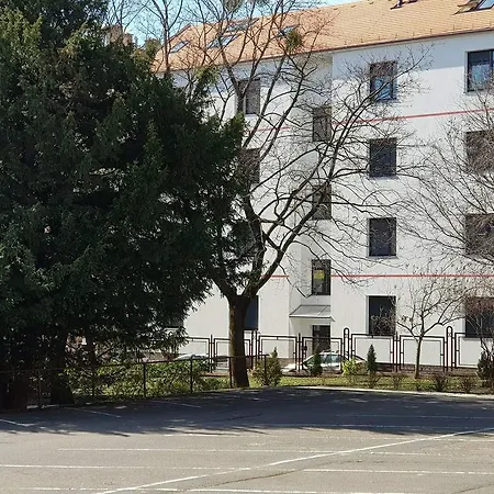 Mini Flat Apartment Pecs